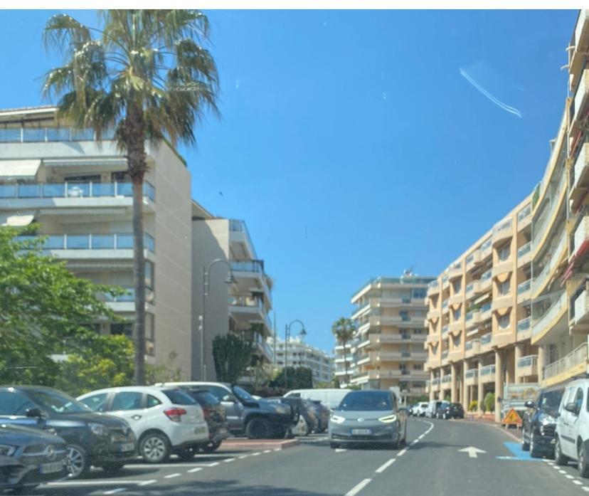 Magnifique 2 pièces Palm Bleach coté mer Cannes Exterior foto